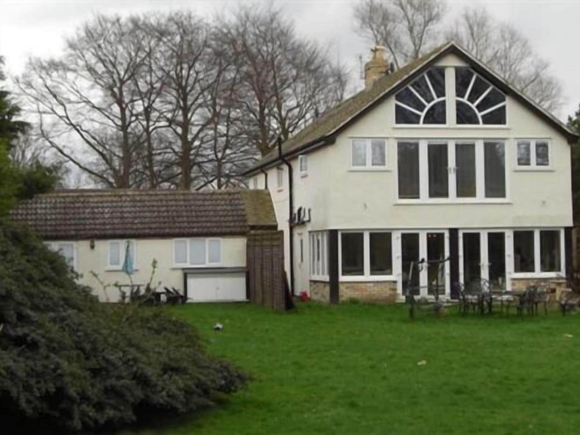 Bed & Breakfast The Brambles 4*
